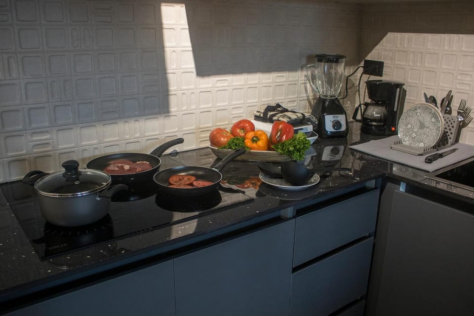 Kitchen or kitchenette, Food and drinks, Food, stove