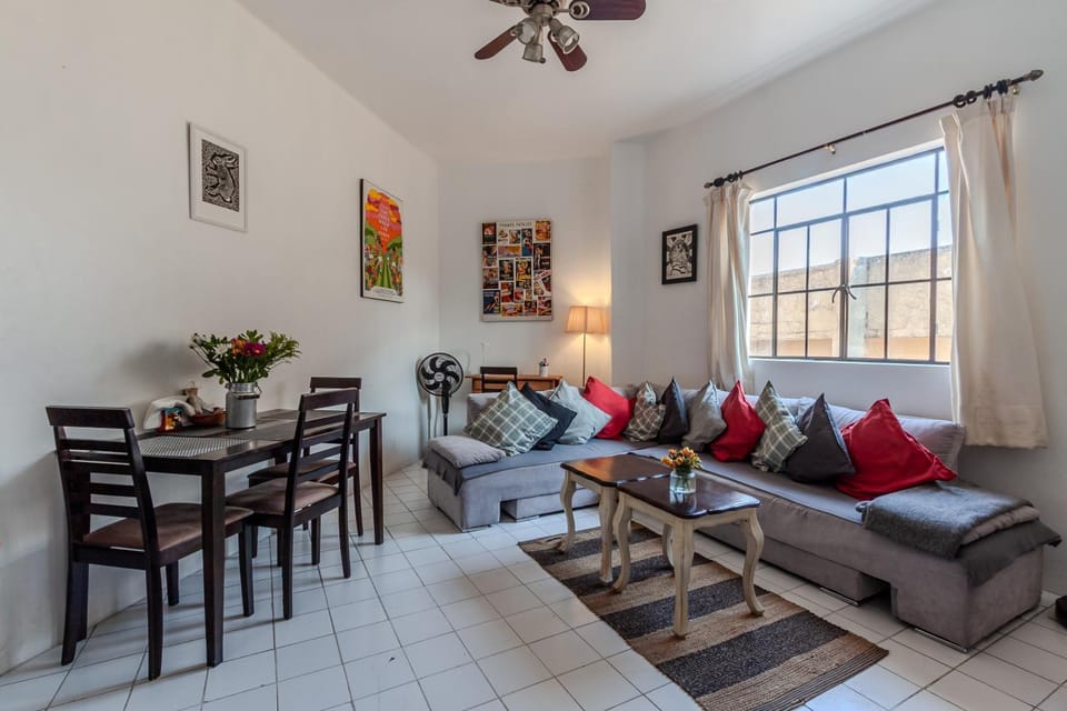 Living room, Dining area