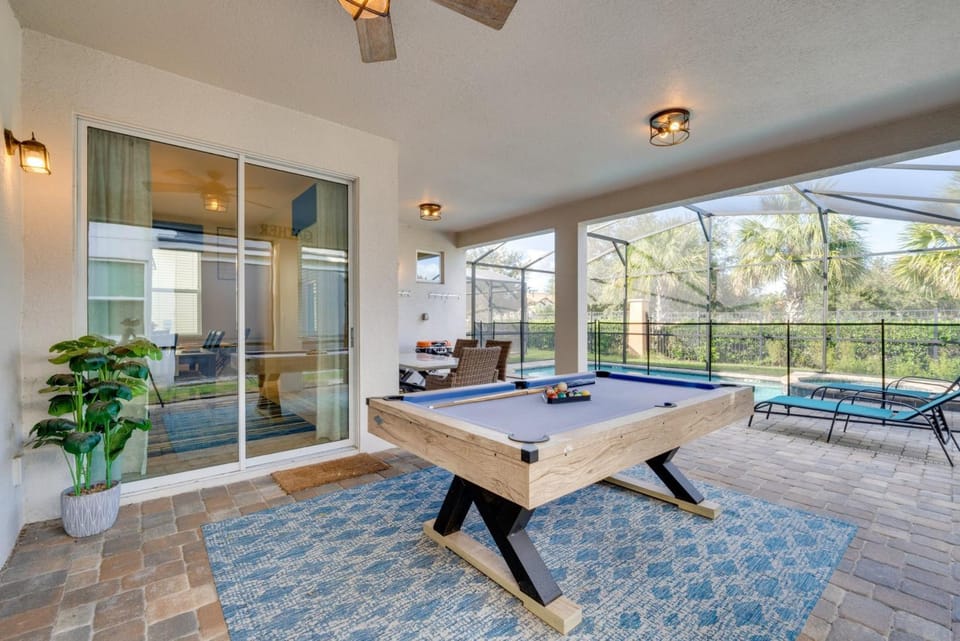 Patio, Billiard, Pool view