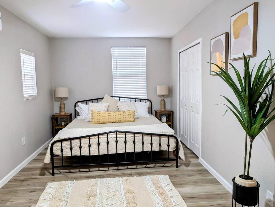 Bed, Bedroom