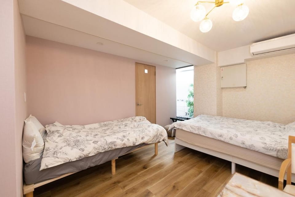 Season Hotel Oshiage Apartment in Japan