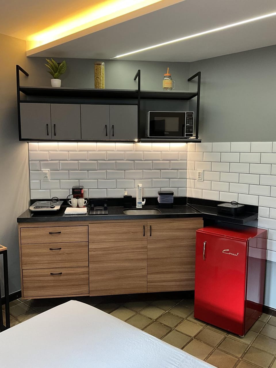 Kitchen or kitchenette