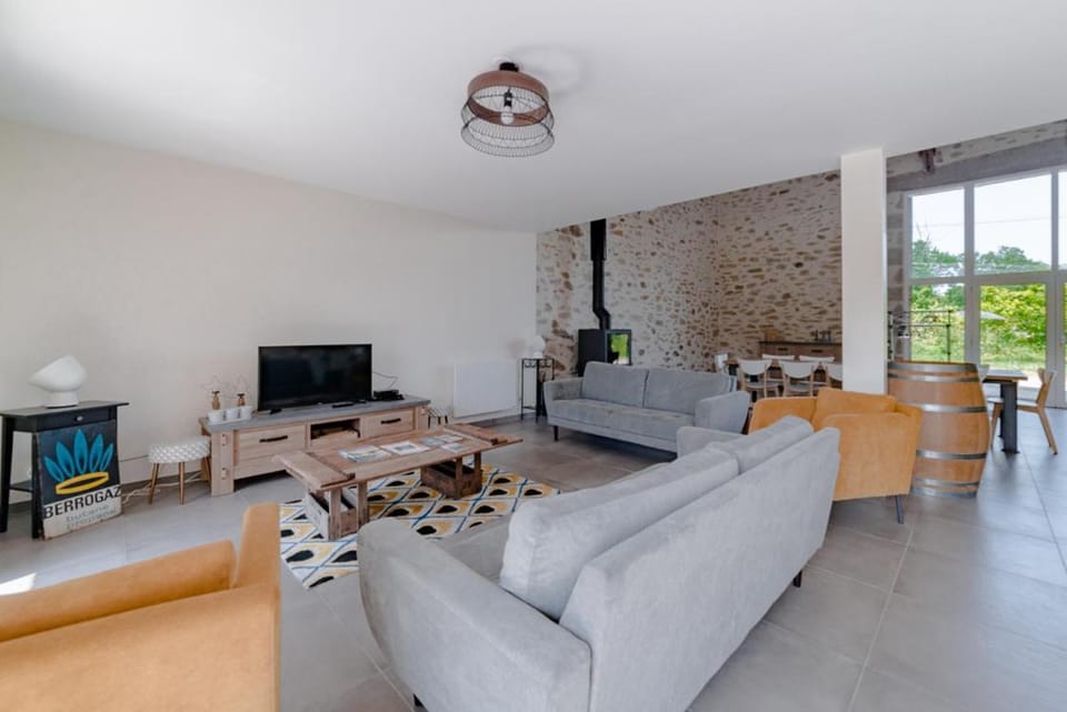 La grange House in Nouvelle-Aquitaine
