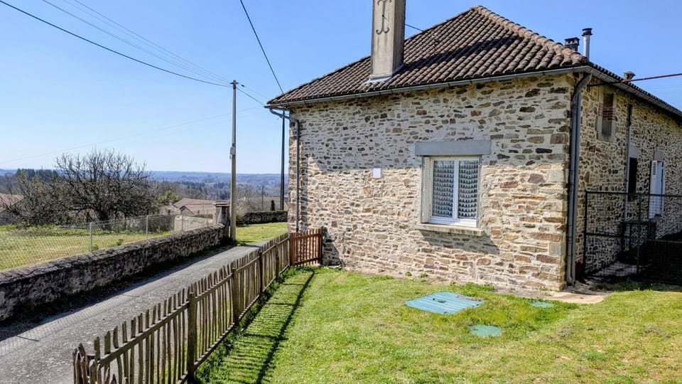 Chez marie-louise House in Nouvelle-Aquitaine