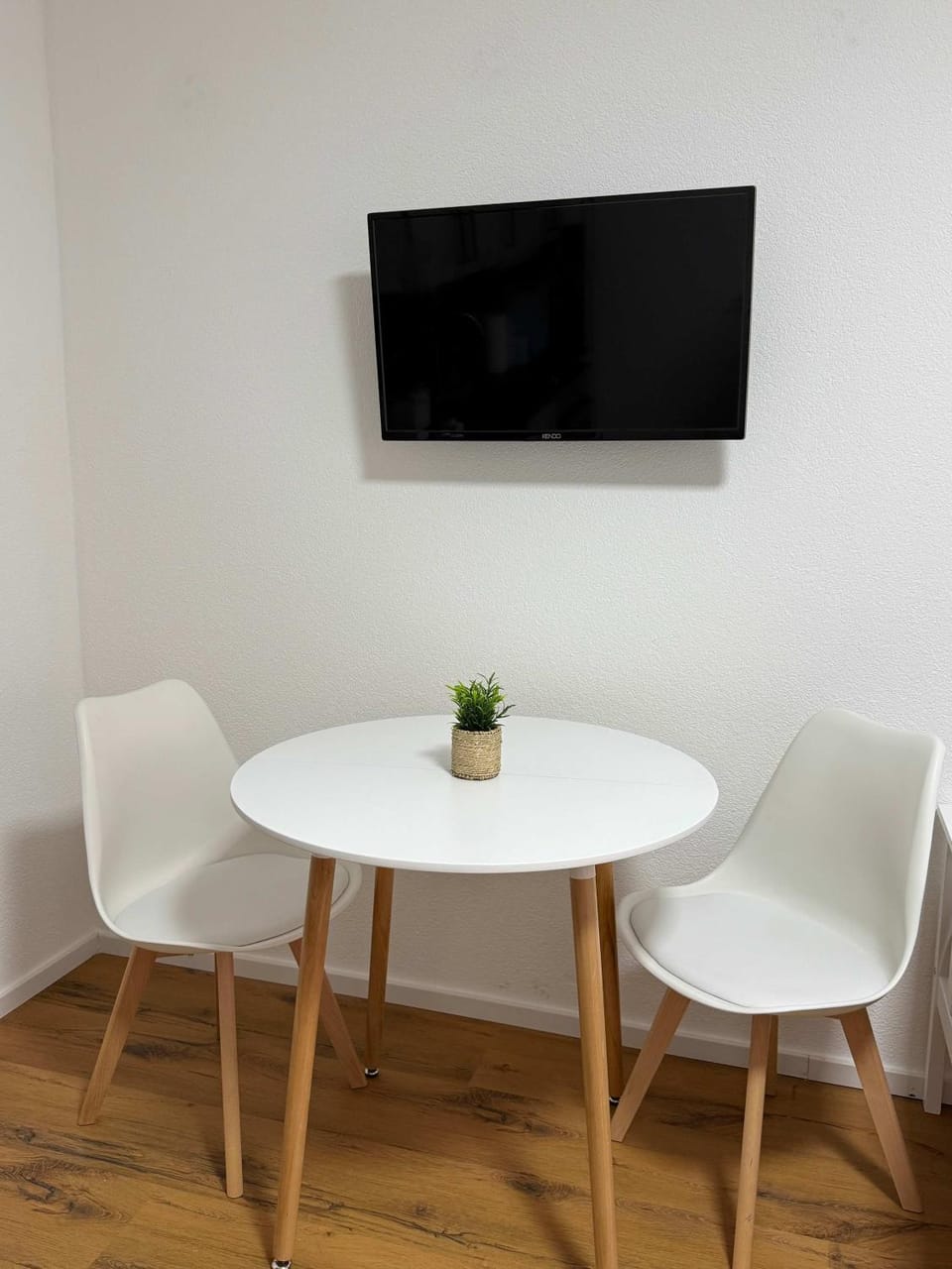 Handwerkerzimmer mit 2 Einzelbetten an der Grenze zu Basel Apartment in Riehen