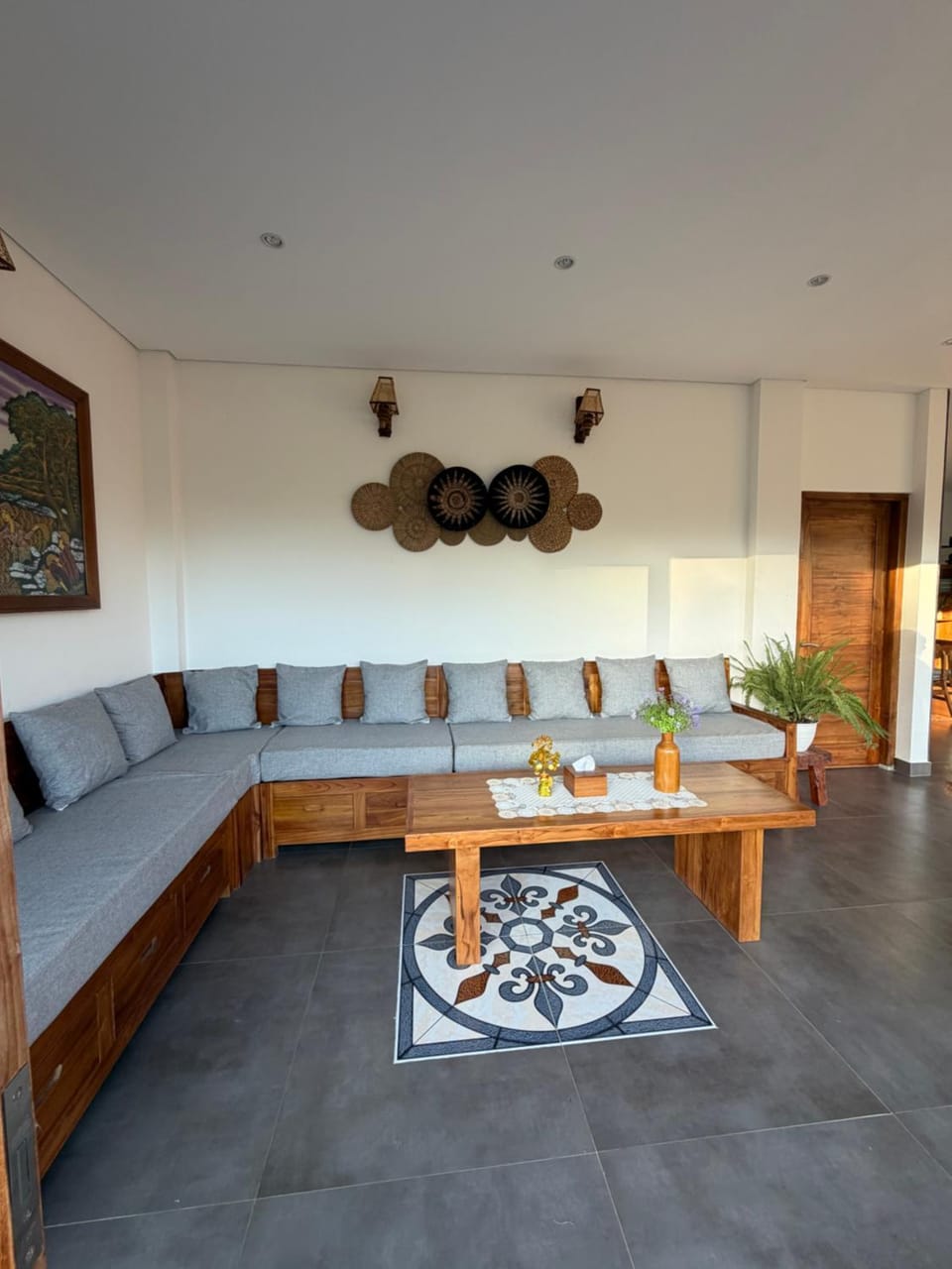 Living room, Seating area