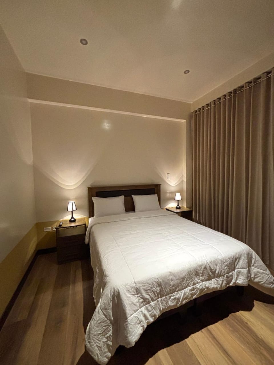 Photo of the whole room, Bedroom, soundproof