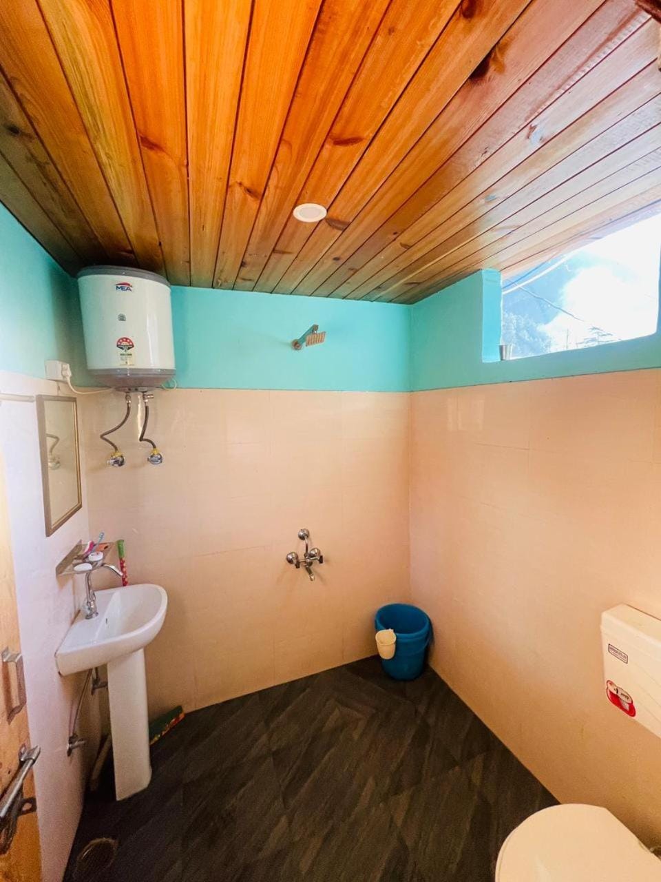 PPK - Parvati Prem Kasol Campground/ 
RV Resort in Himachal Pradesh