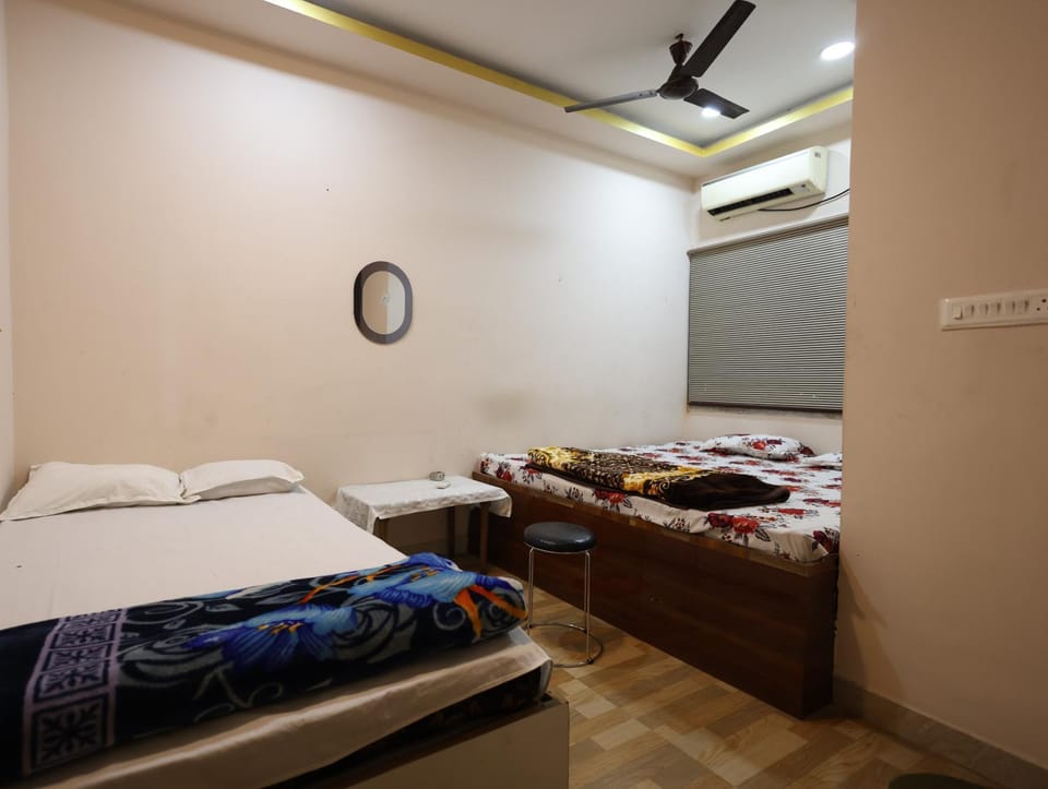 MD International Guest House Bed and Breakfast in Kolkata