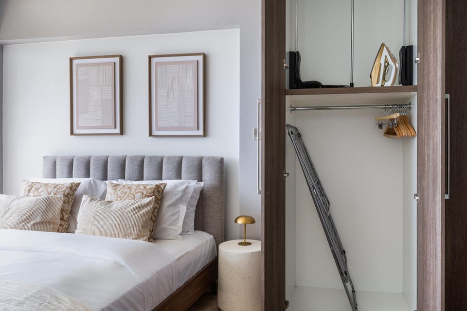 Bed, Photo of the whole room
