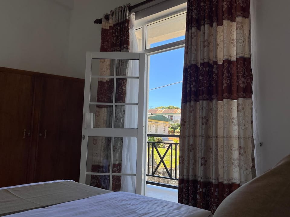 Bed, View (from property/room), Balcony/Terrace, Bedroom
