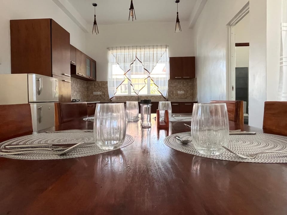 Dining area, Breakfast