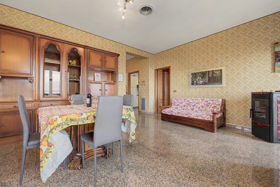 Vista Lago Casa Demonti House in Tignale