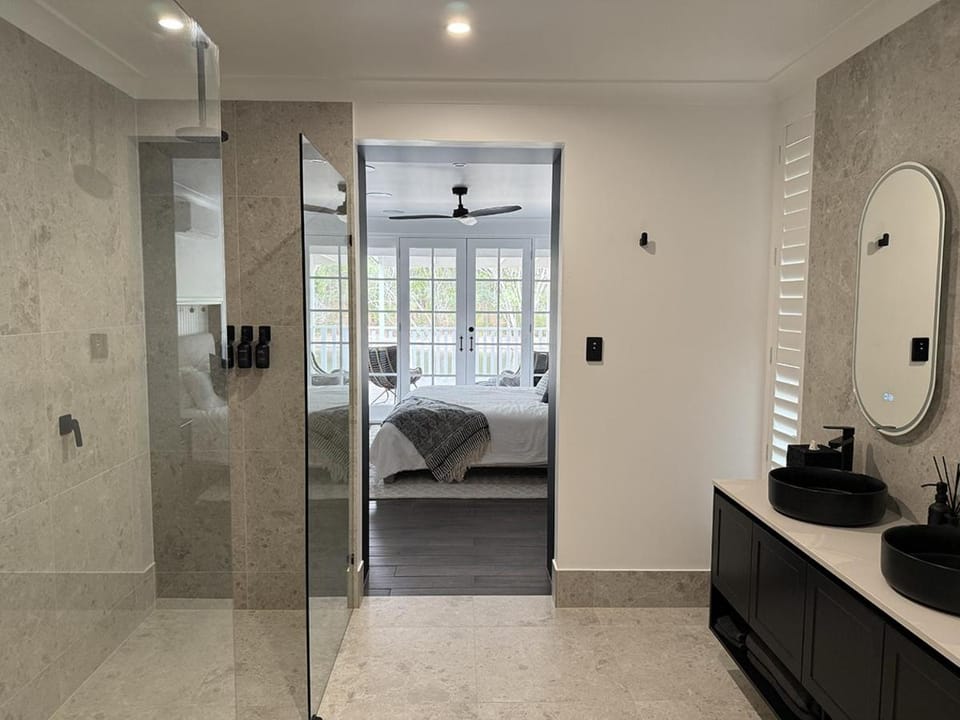 Bathroom, Bedroom