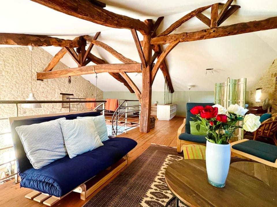 Living room, Lounge or bar