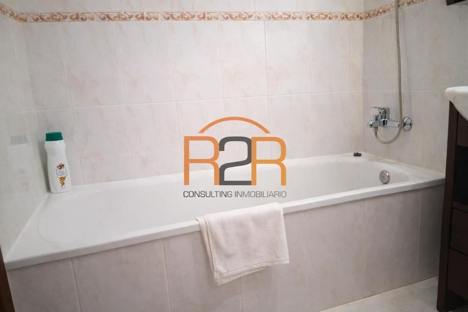 R2R-Apartamento con piscina y garaje - C01A10 Apartment in Santander