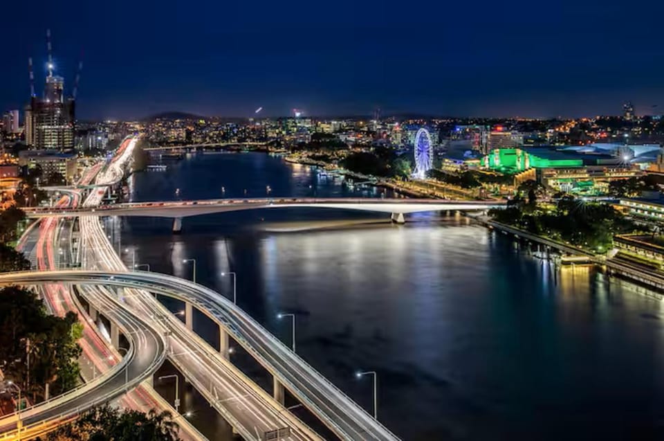 River & fireworks visible from the balcony! Apartment in Brisbane City