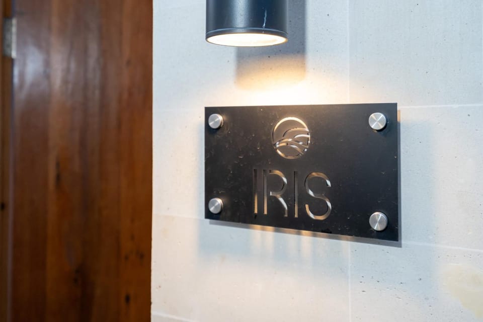 Property building, Property logo or sign