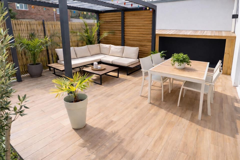 Property building, Balcony/Terrace