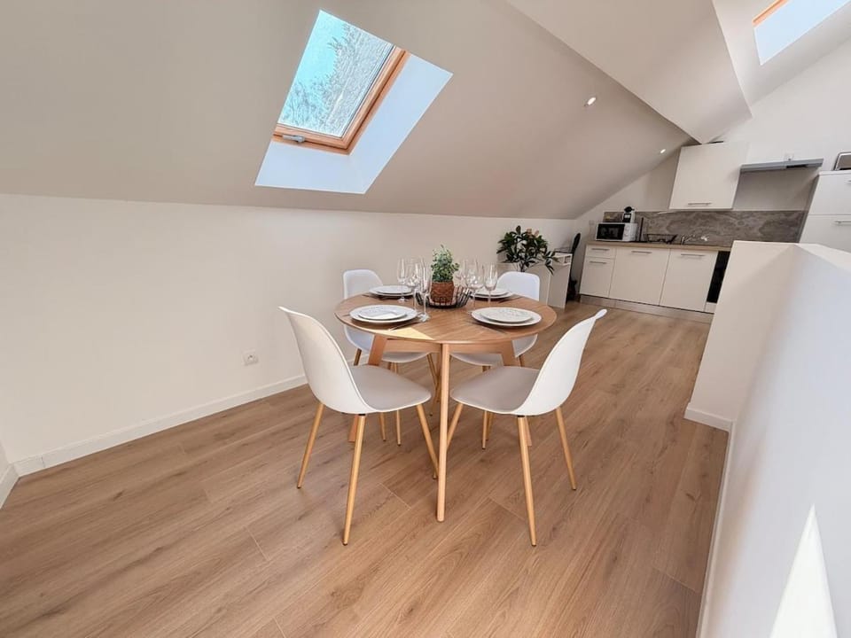 S Le Nid de la Vrigne T3 lumineux au centre-ville Apartment in Grand Est
