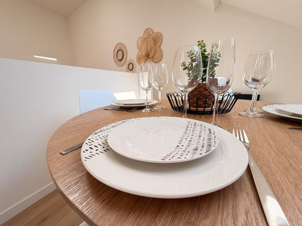S Le Nid de la Vrigne T3 lumineux au centre-ville Apartment in Grand Est