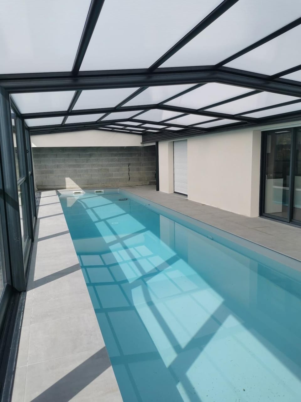 Swimming pool, Swimming pool