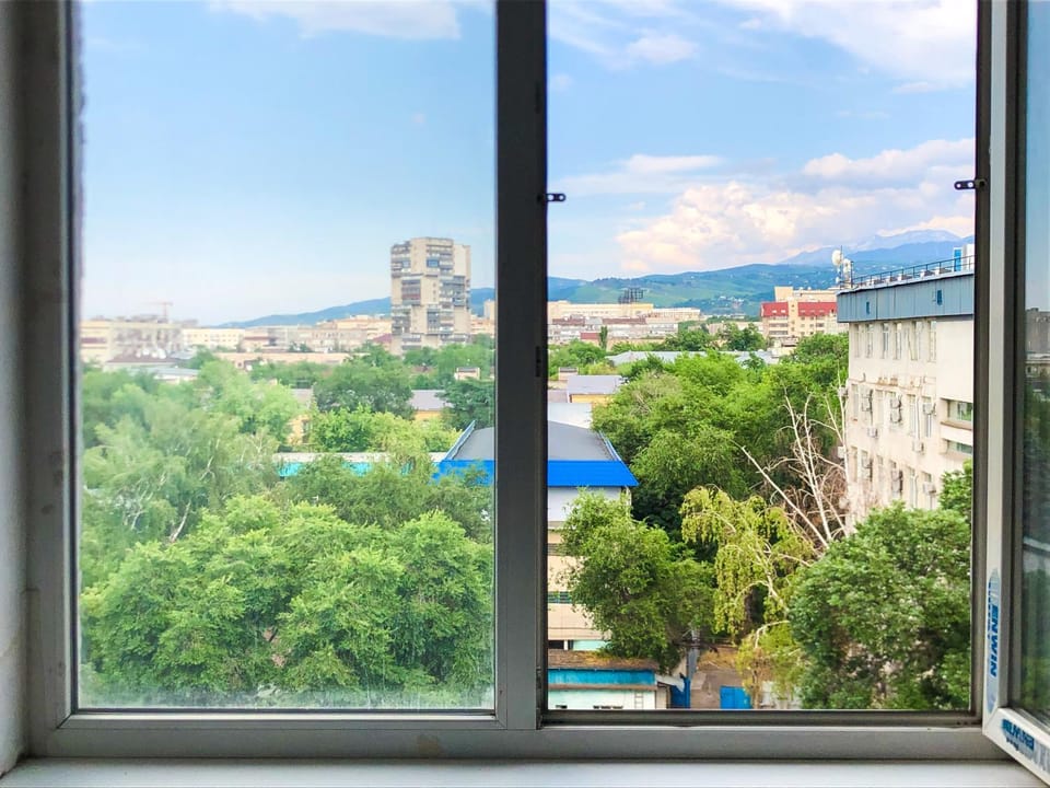 City view, Mountain view