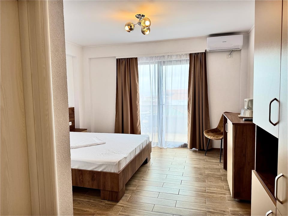 Bed, air conditioner