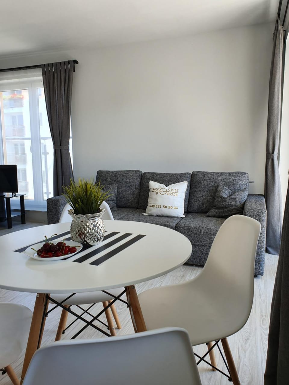 Studio Mewa 33 z balkonem & PARKING Apartment in Wladyslawowo