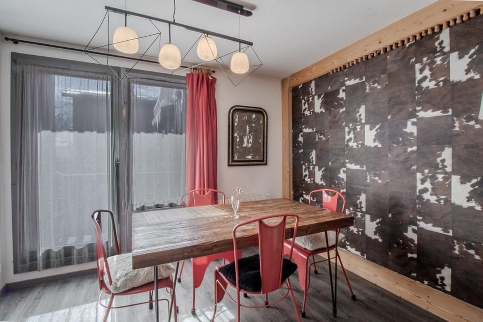 Adonis A - Cosy Renovated Apartment Apartment in Val dIsere