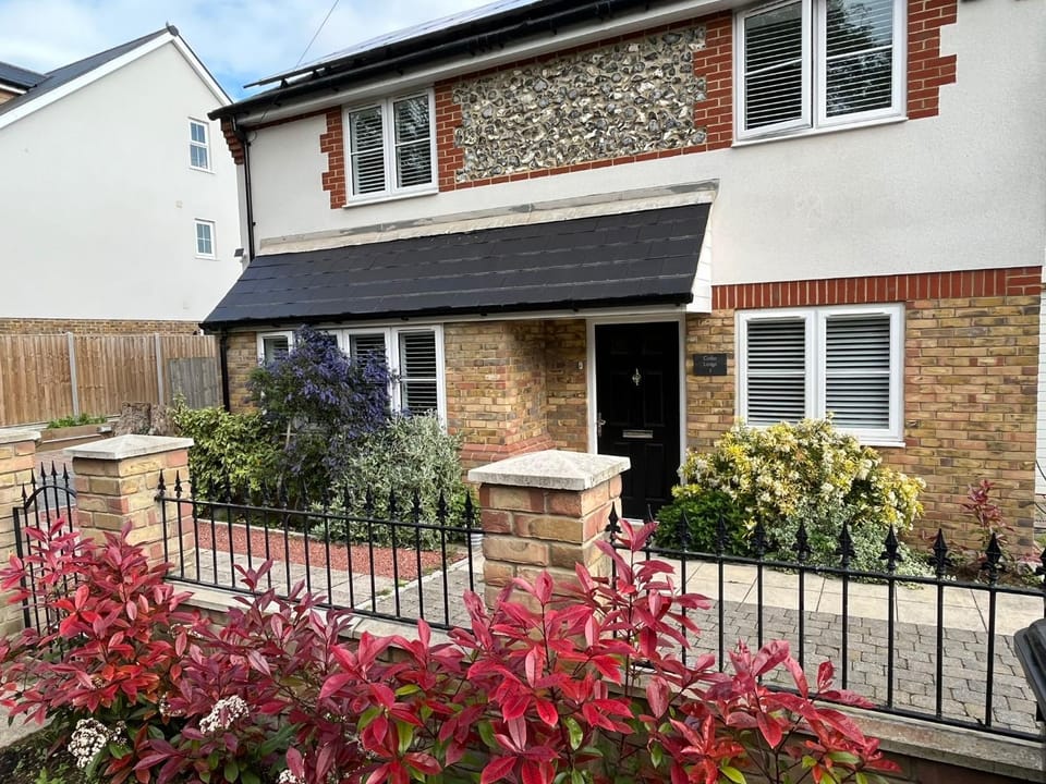The Wood&Copper Cabin Retreat Private 1BR Ensuite Cabin in Dartford