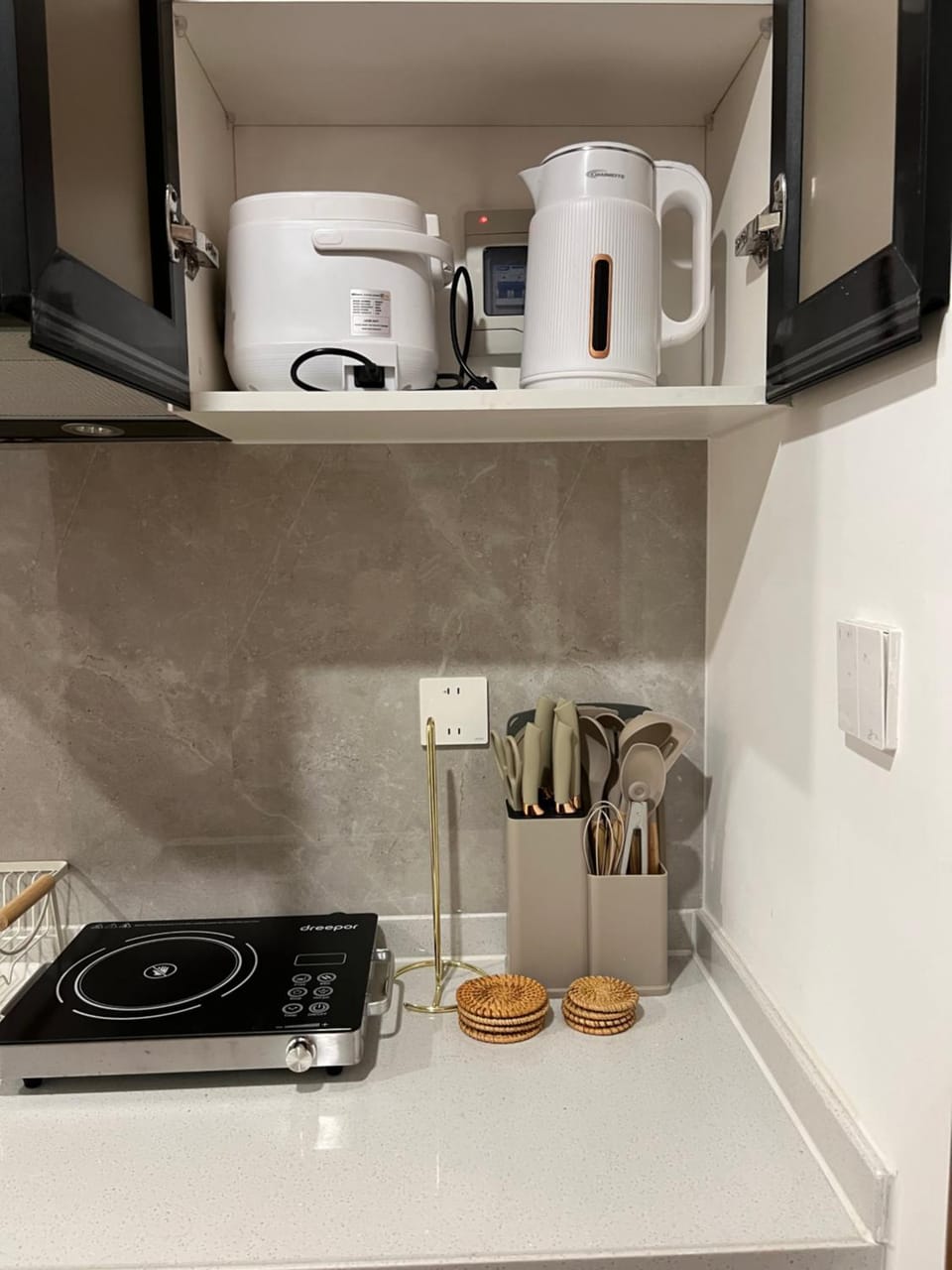 Kitchen or kitchenette