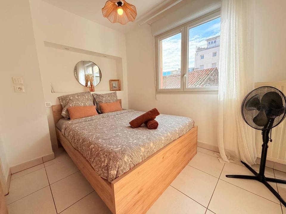 Sete Getaway, Downtown, Free Parking Apartment in Occitanie