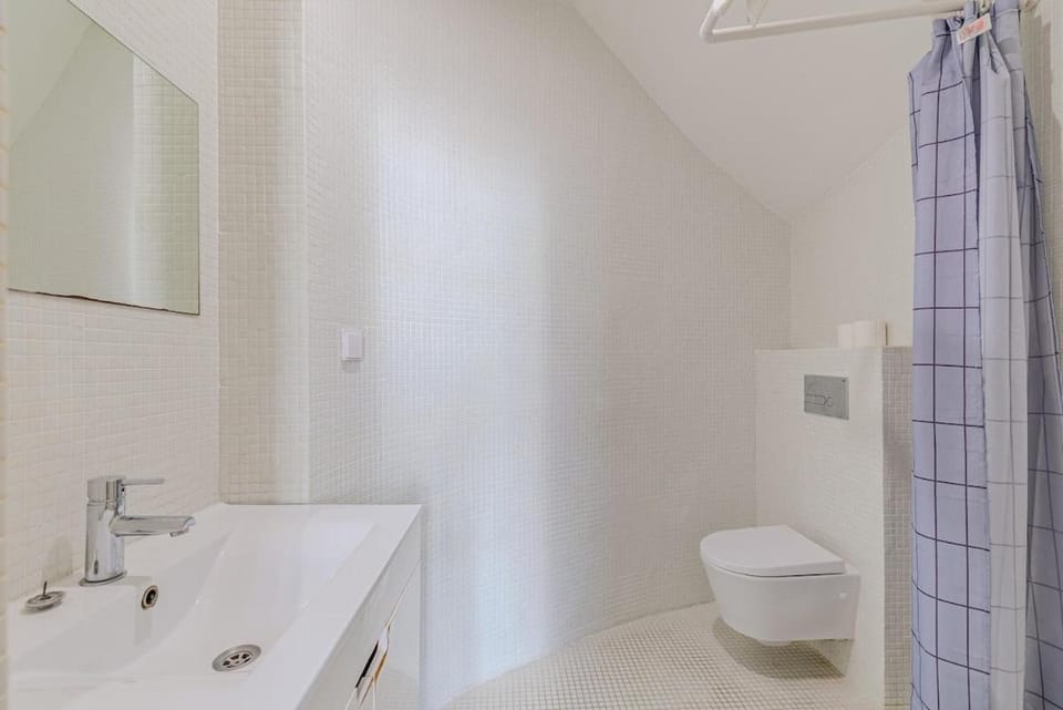 Marceau - T2 avec 1 Chambre 1 Salle de Bain et 1 Canapé Lit Apartment in Bordeaux