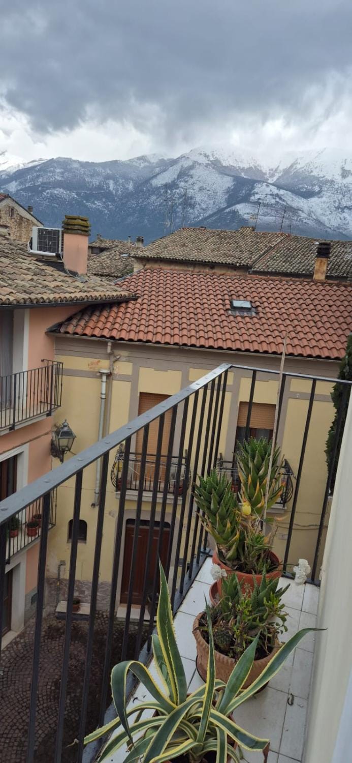 Balcony/Terrace, Mountain view, kitchen