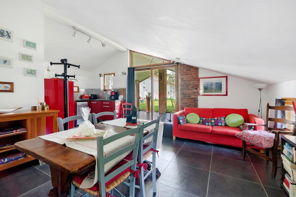 Property building, Living room