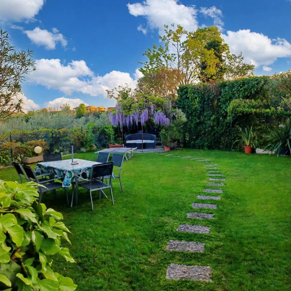 Garden, Garden view