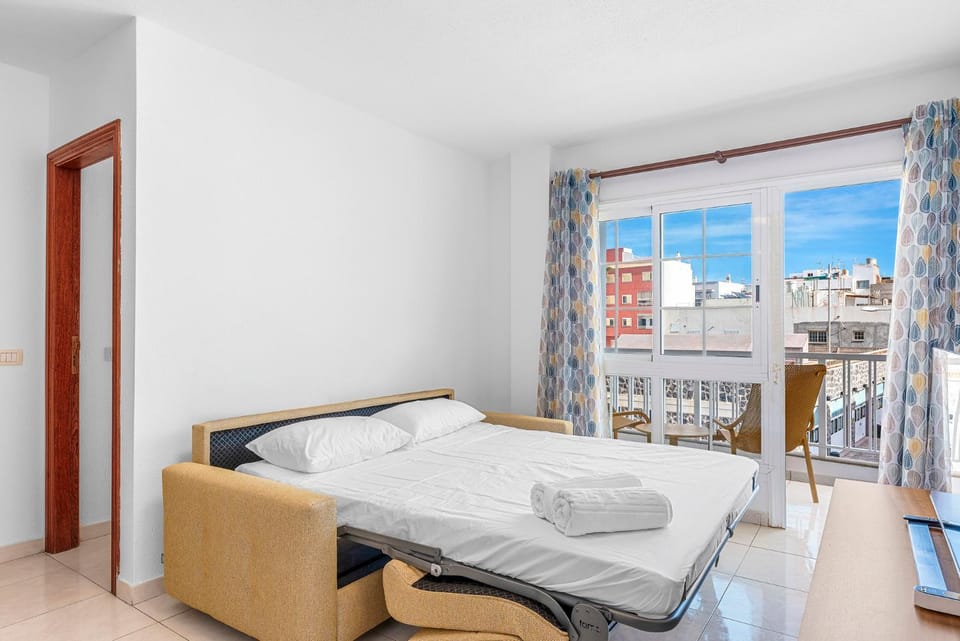 Bed, Living room, Seating area