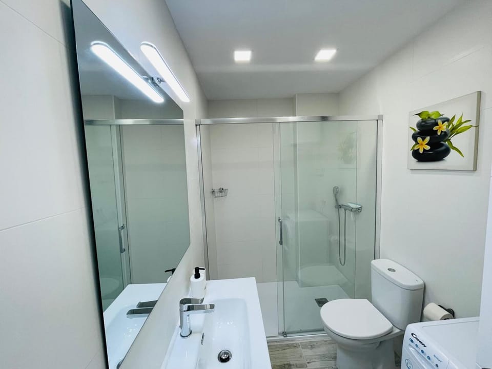 Shower, Bathroom