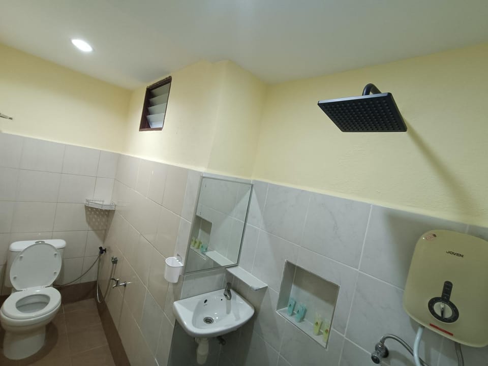 Shower, Toilet, Bathroom, bidet