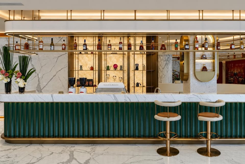 Lounge or bar