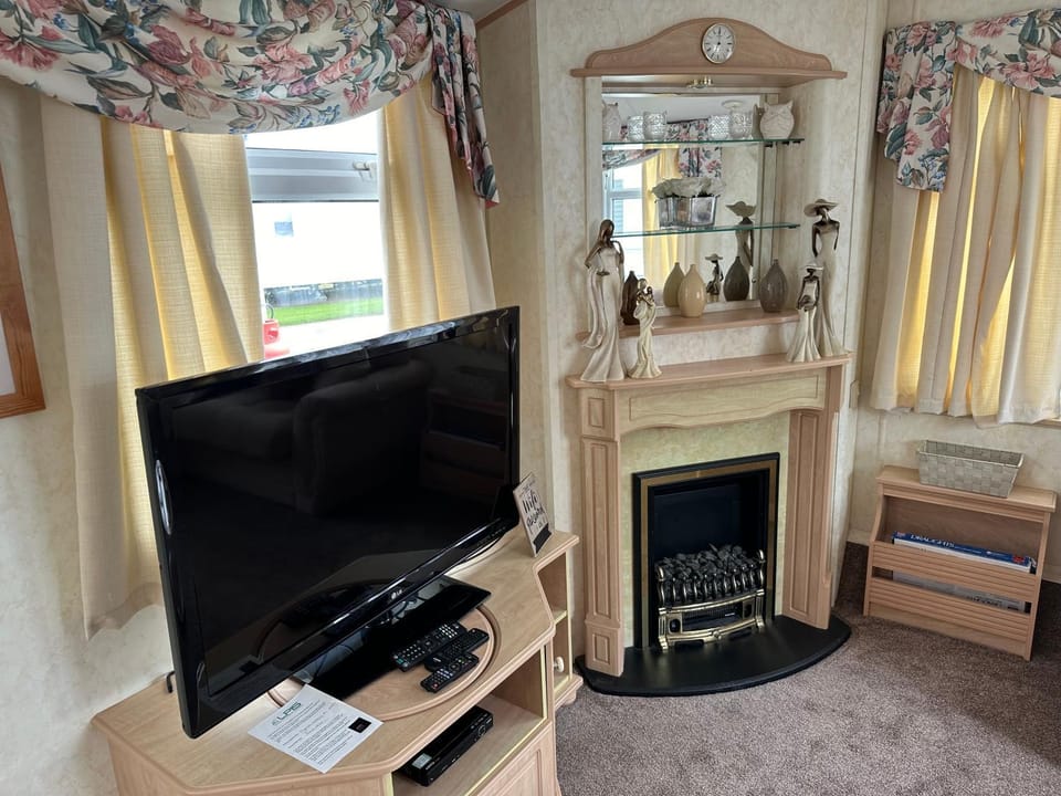 Luxury Caravan Coastfields Holiday Village House in Ingoldmells