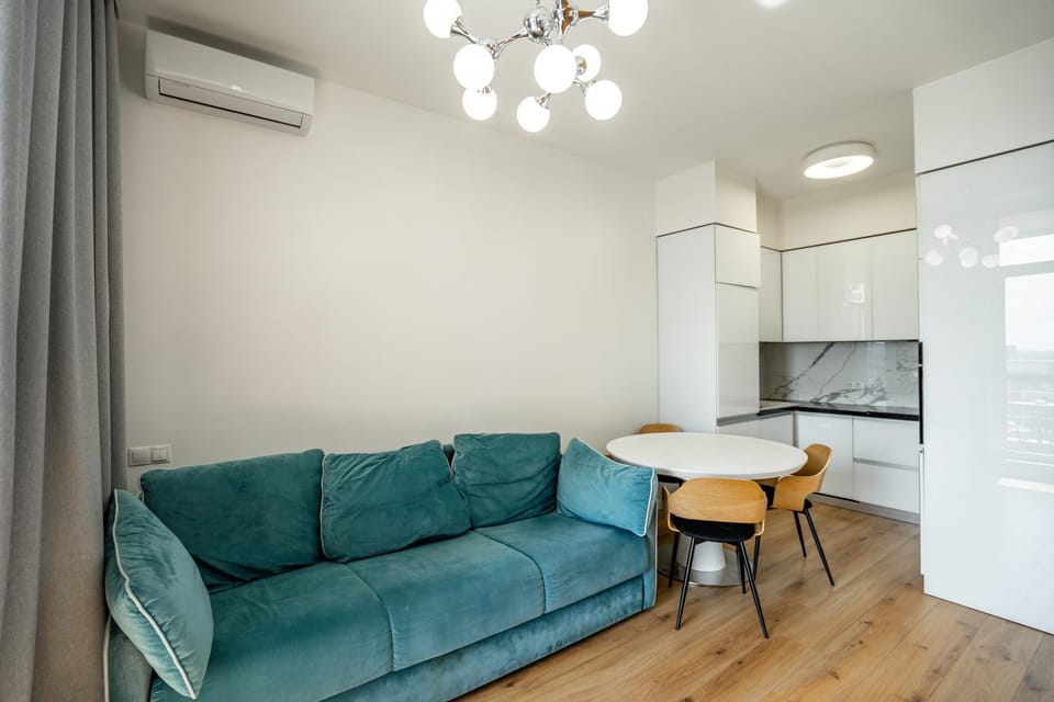 Living room, Seating area, Dining area, air conditioner