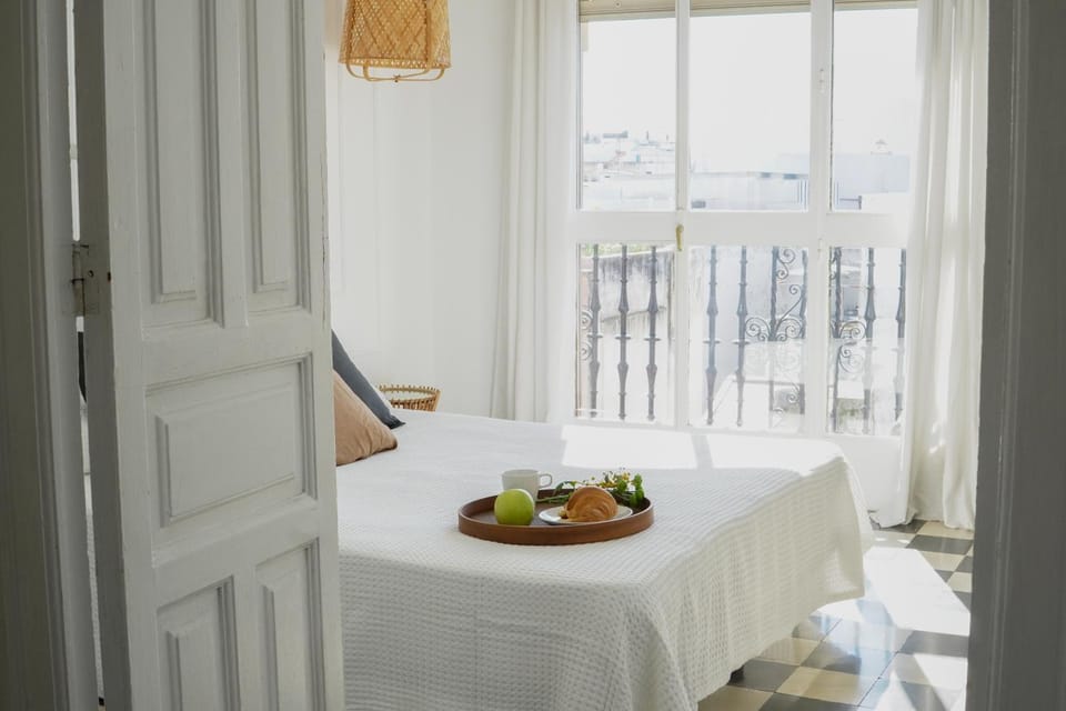 Bed, Bedroom, Sunrise