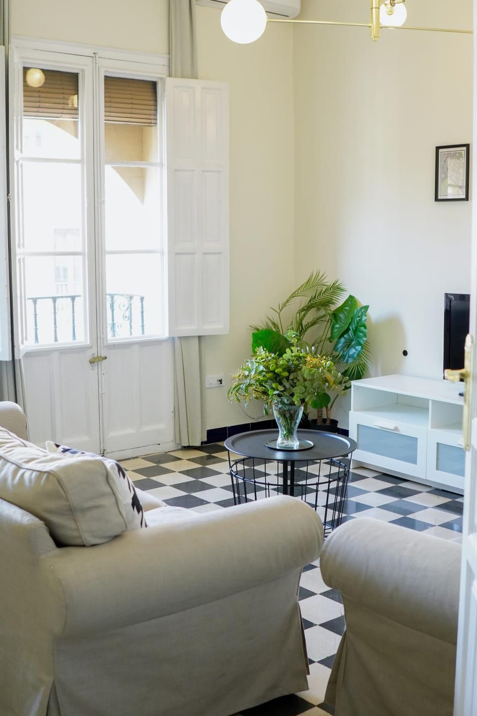TV and multimedia, Living room