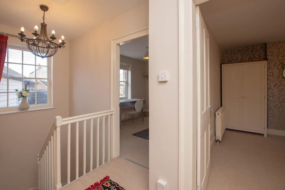 Period House with Amazing Views in Sandwich House in Sandwich