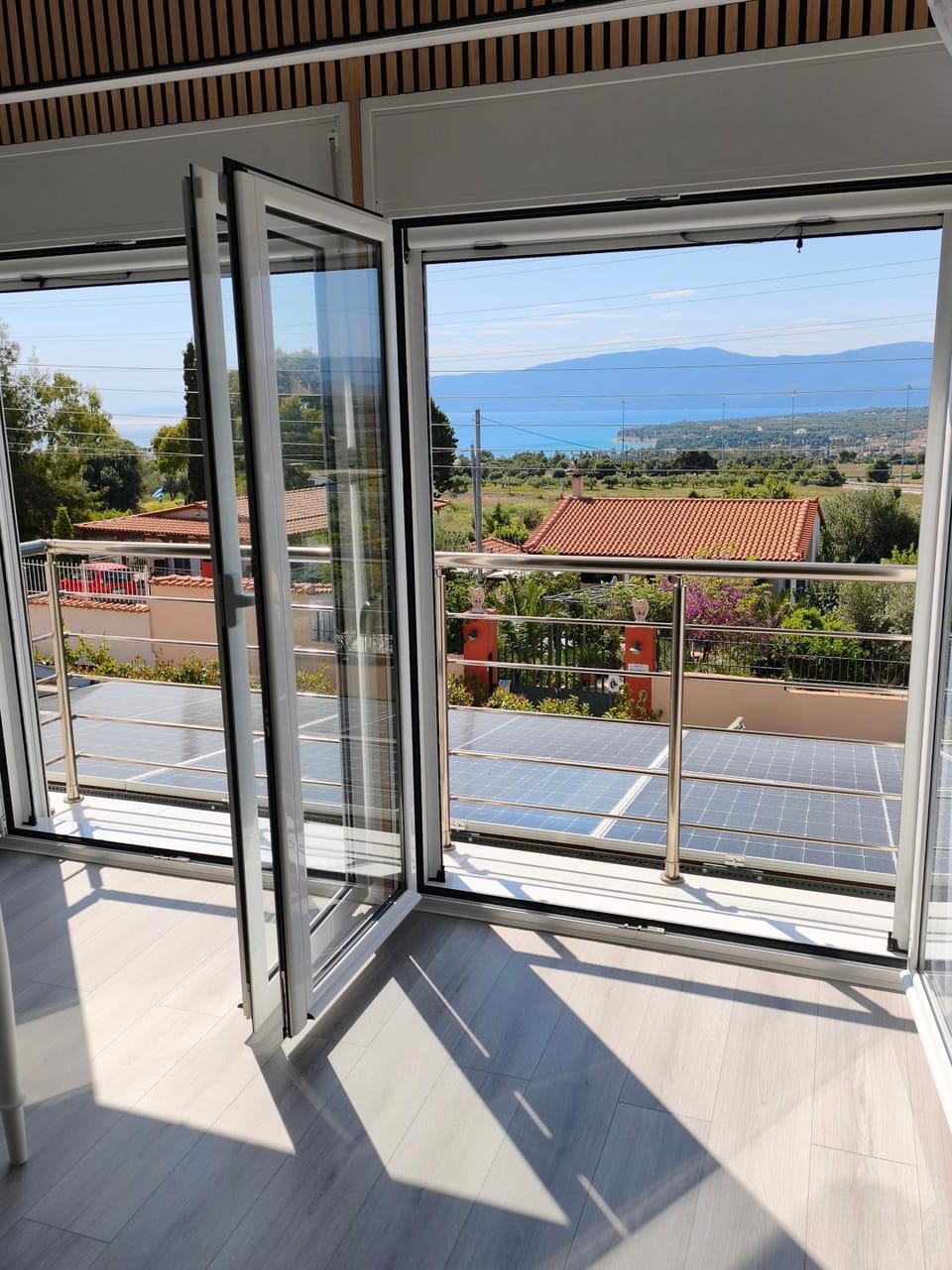 Day, Natural landscape, View (from property/room), Balcony/Terrace, City view, Garden view, Mountain view, Sea view, Street view