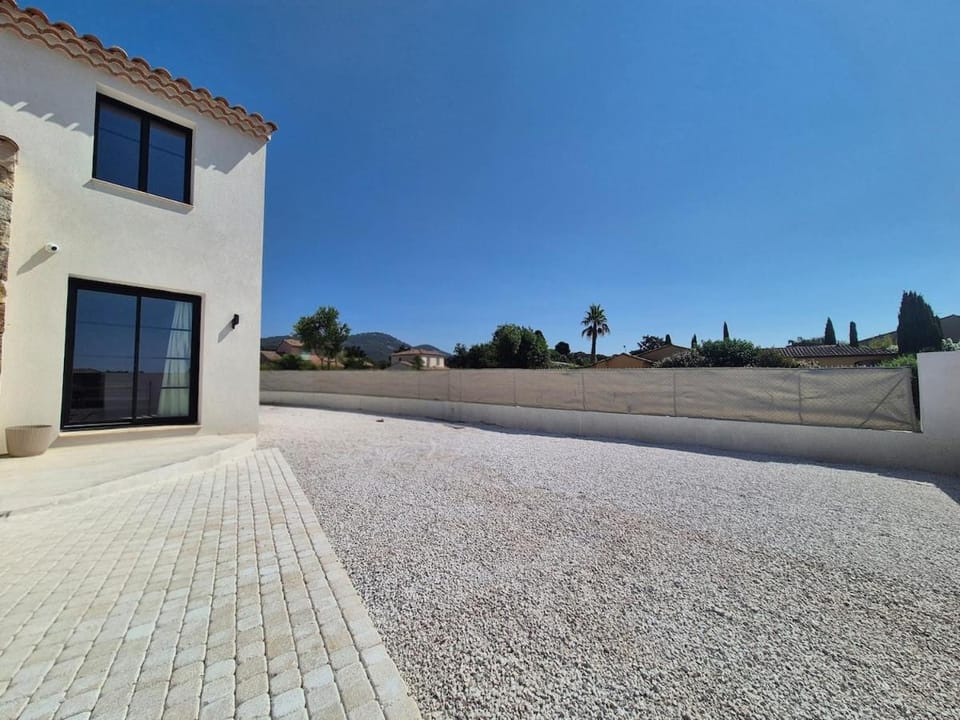 Villa Noosa, plein sud, familiale avec sa piscine privé House in Sanary-sur-Mer