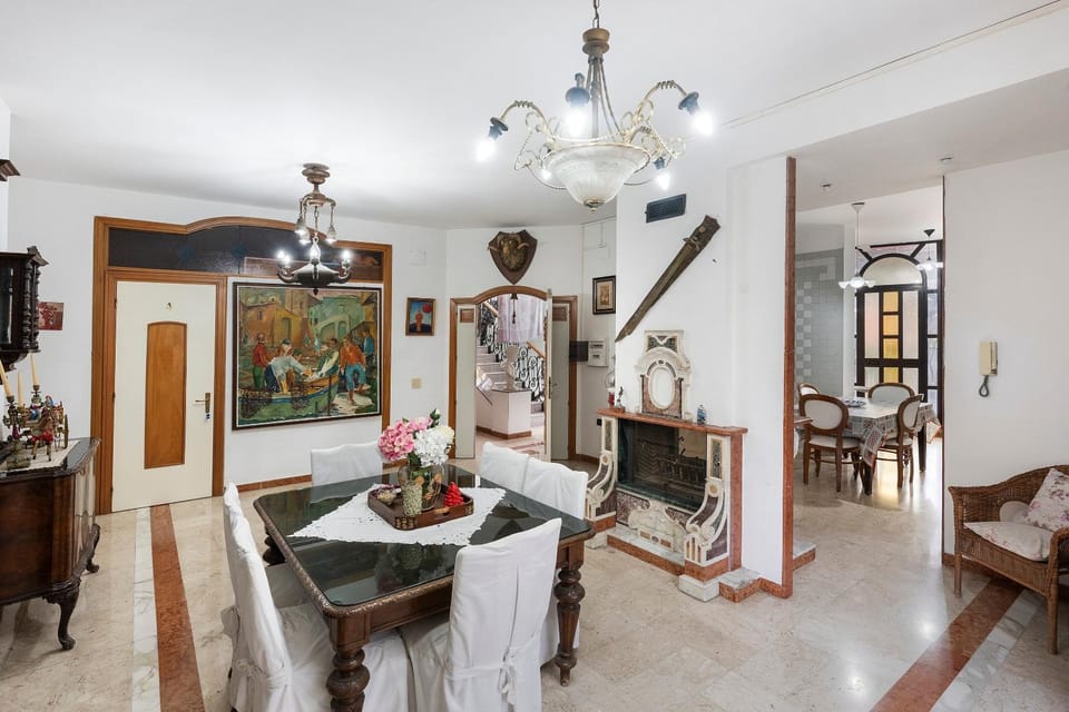 Property building, Living room