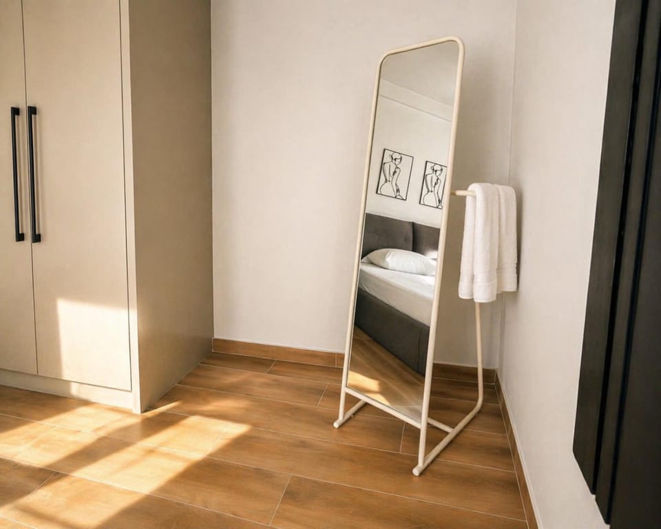 towels, wardrobe